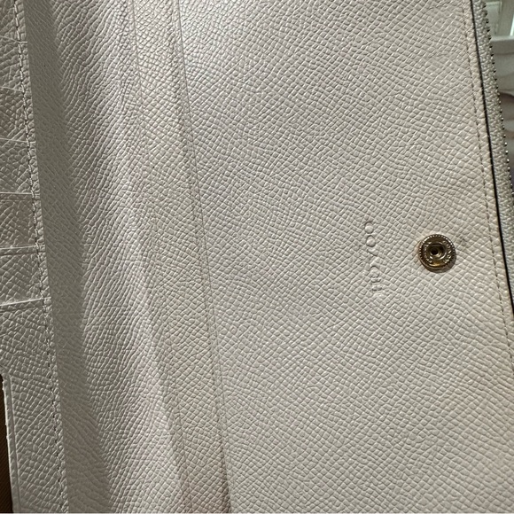 Coach Double Zip Wallet in Colorblock - cream - Picture 7 of 12